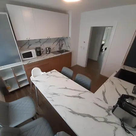 Haus Talheim Tuttlinger Str 8 Apartment *